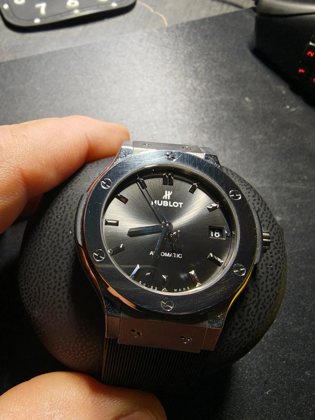 HUBLOT Classic Fusion GREY DIAL Titanium 565.NX.1470.RX 38mm w/Box +Extra straps