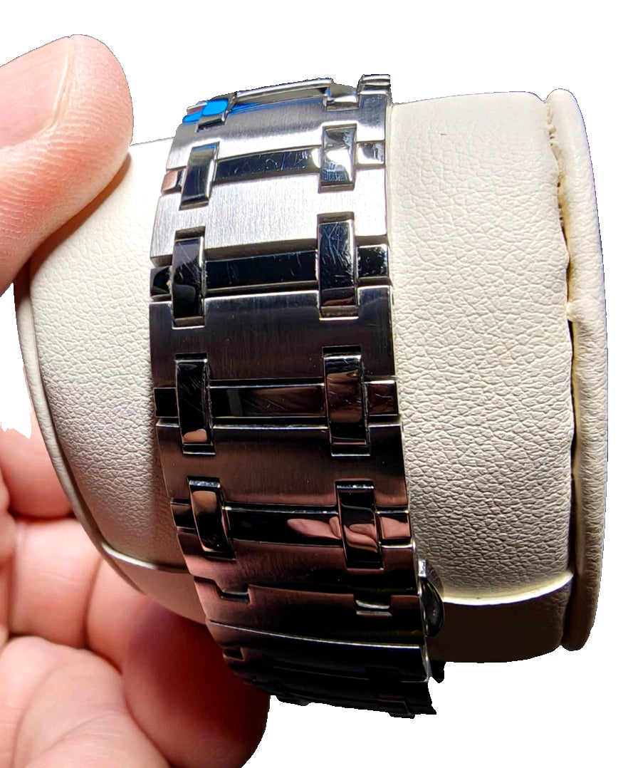 Concord Saratoga Men’s Diamond markers/Black pattern dial 40 mm